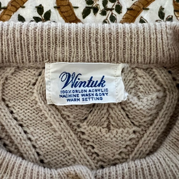 Vintage Wintuk Acrylic Oatmeal Crewneck Cardigan with Scalloped Hem & Sleeves - Picture 3 of 12